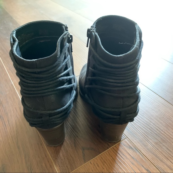 Candie’s | Heeled Booties - Picture 3 of 5